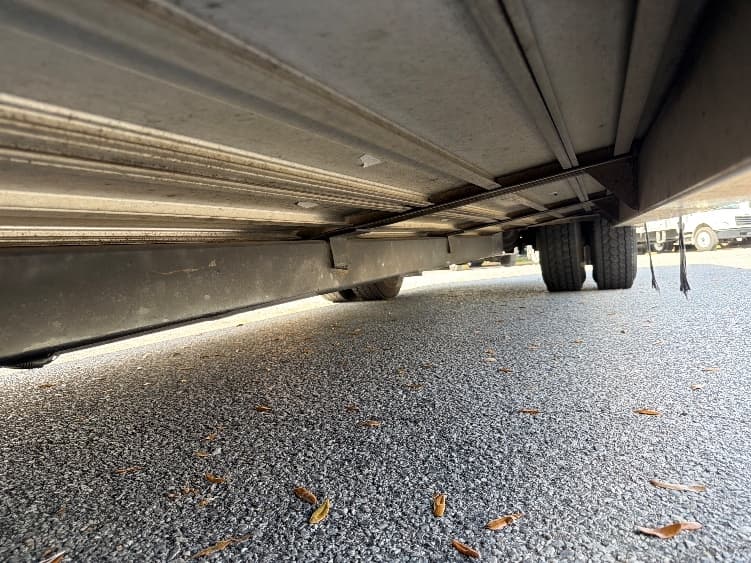 2015 Freightliner M2 106 — photo 5