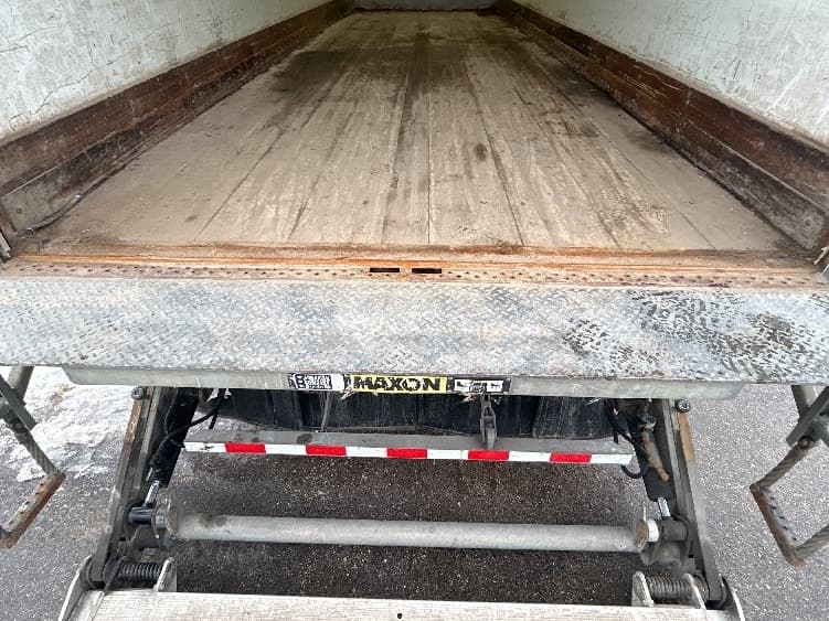 2021 Freightliner M2 112 — photo 10