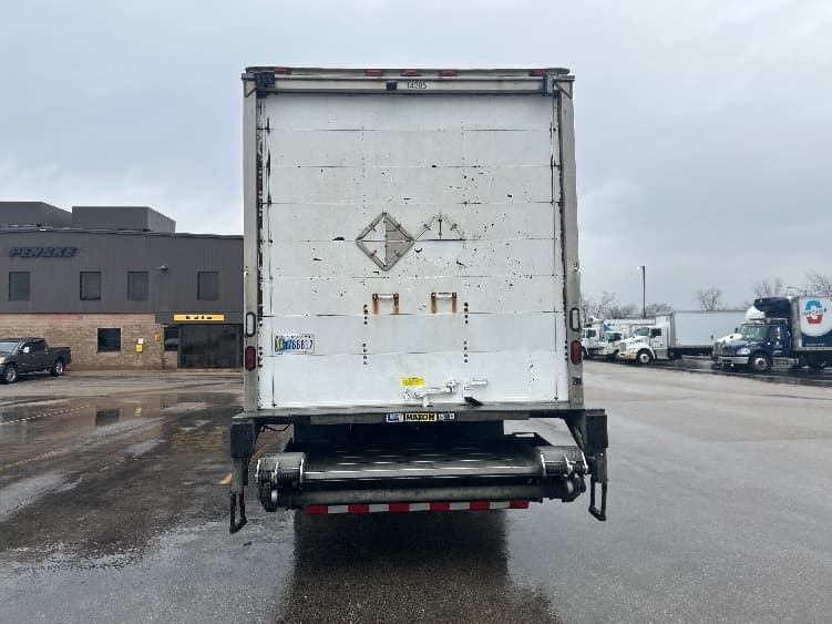 2023 Freightliner M2 106 — photo 7