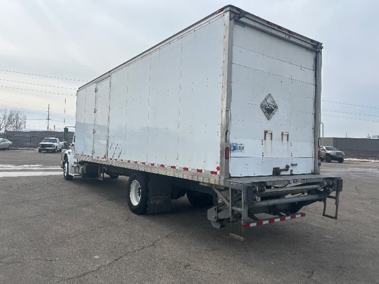 2023 Freightliner M2 106 — photo 6