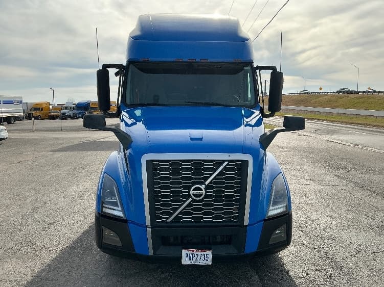 2021 Volvo VNL 760 — photo 2