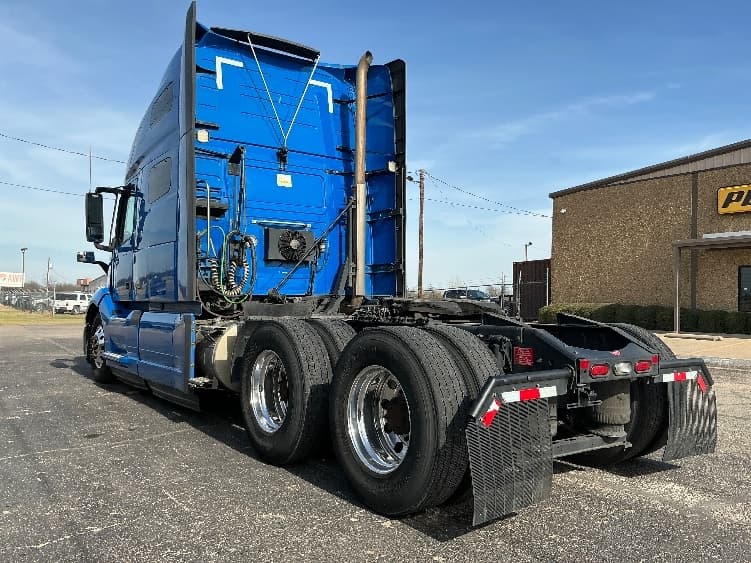 2021 Volvo VNL 760 — photo 5