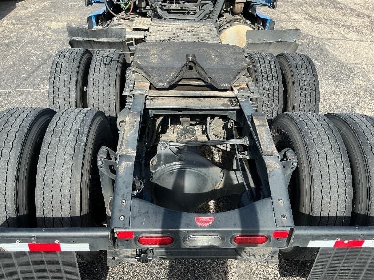 2021 Volvo VNL 760 — photo 6