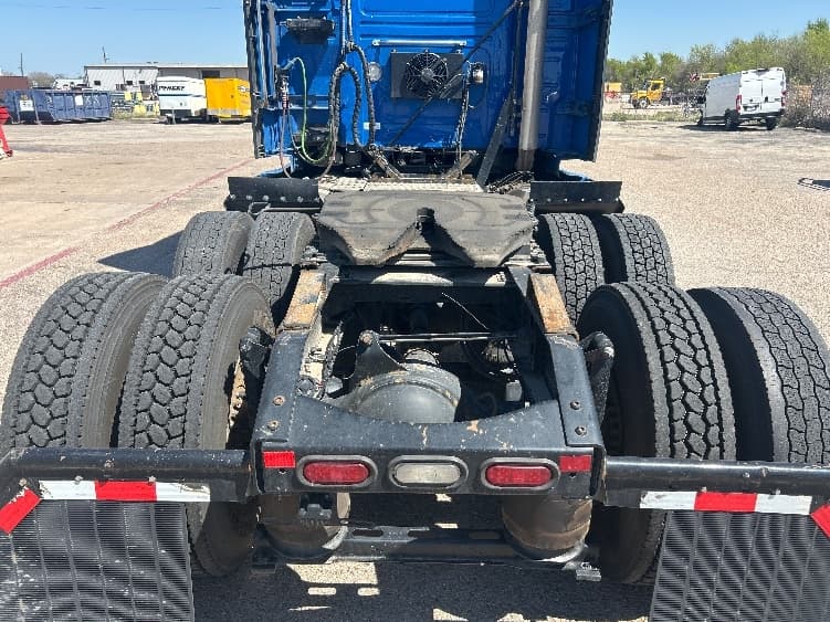 2021 Volvo VNL 760 — photo 6