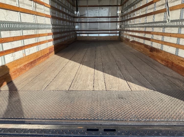 2023 Freightliner M2 106 — photo 10