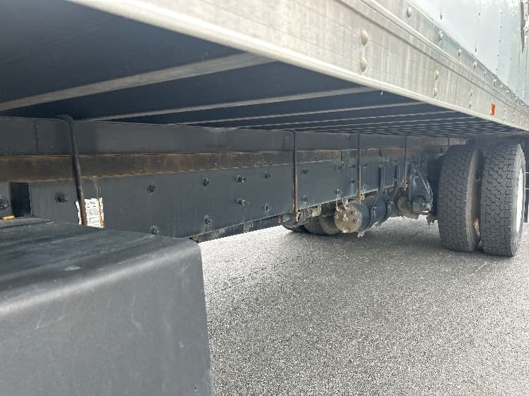 2017 Freightliner M2 106 — photo 5