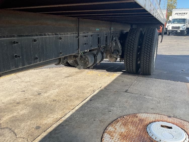 2023 Freightliner M2 106 — photo 5