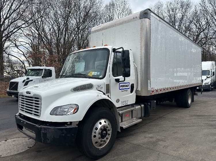 2023 Freightliner M2 106 — photo 3