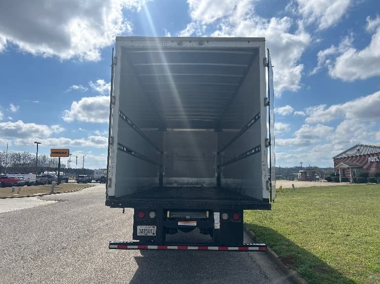 2023 International MV — photo 8