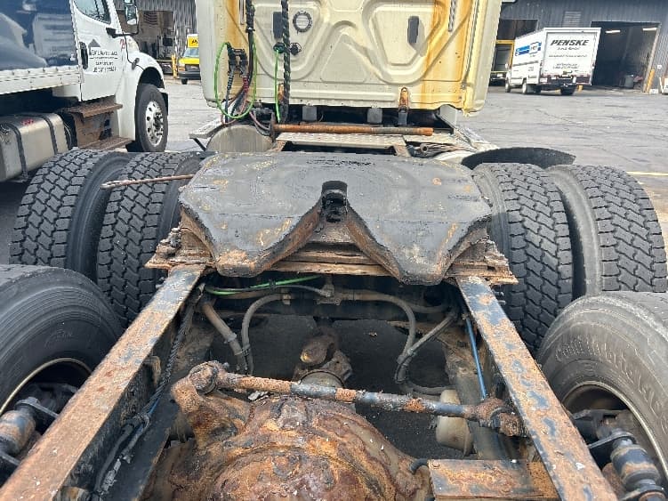 2018 Freightliner Cascadia — photo 6