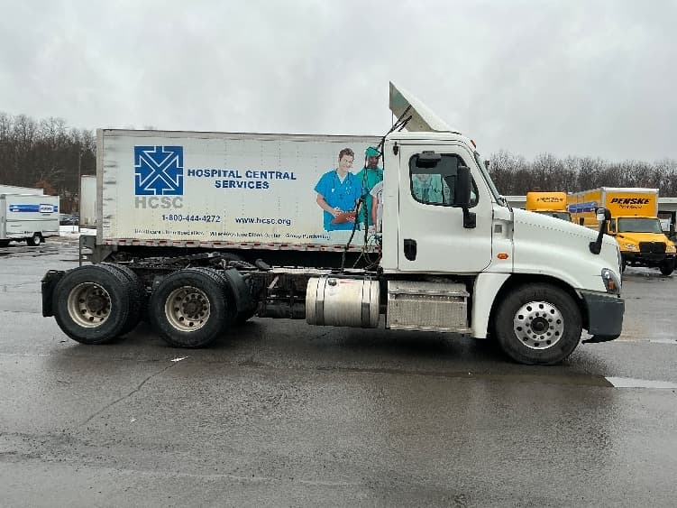 2018 Freightliner Cascadia — photo 8