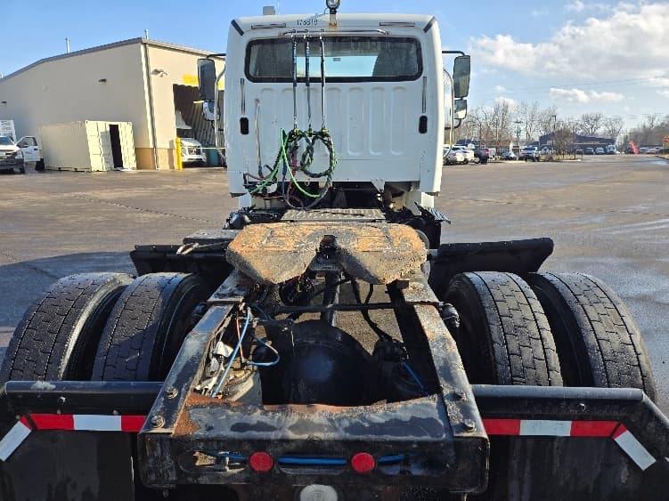 2018 Freightliner M2 106 — photo 6