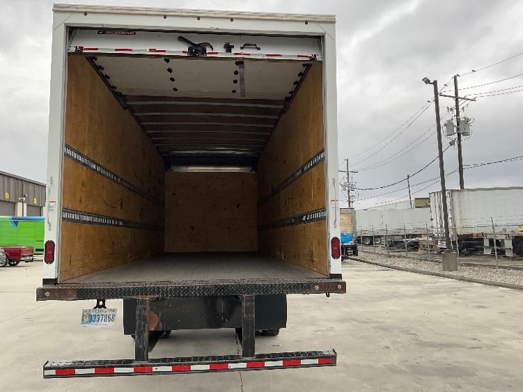 2023 Freightliner M2 112 — photo 8