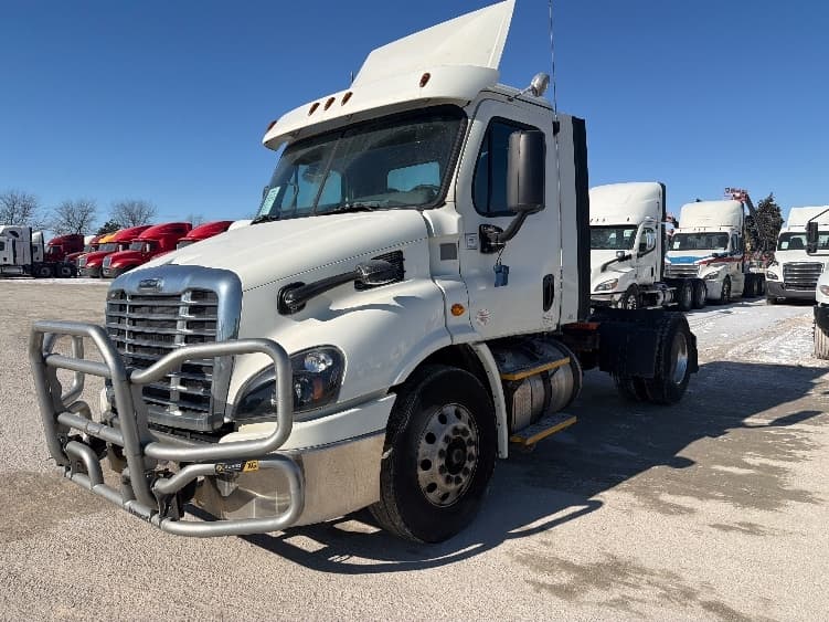2018 Freightliner Cascadia — photo 3