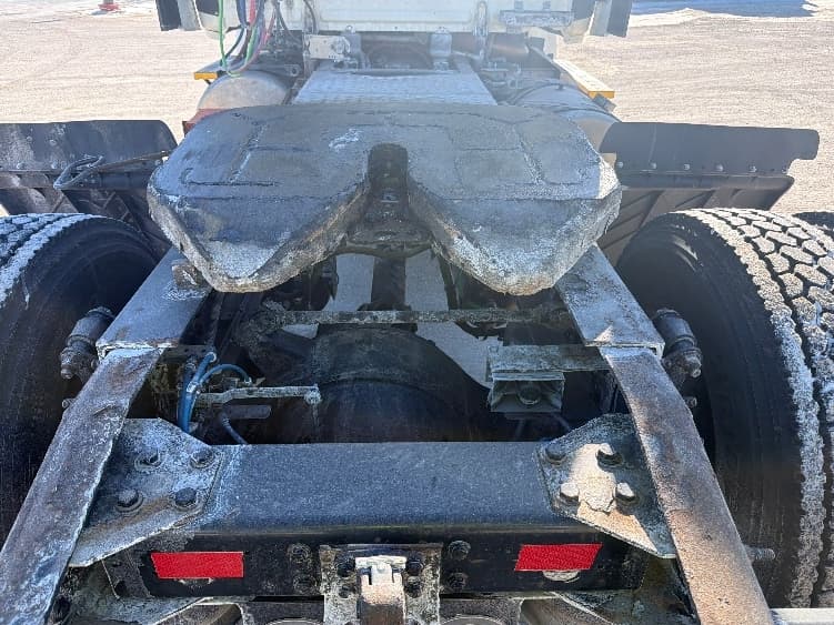 2018 Freightliner Cascadia — photo 6