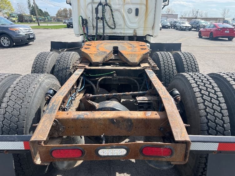 2018 Freightliner Cascadia — photo 4