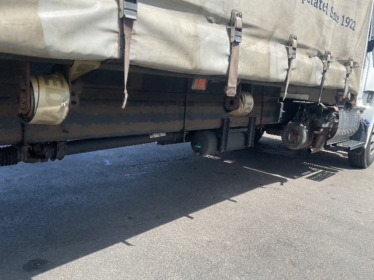 2018 Hino 338 — photo 10