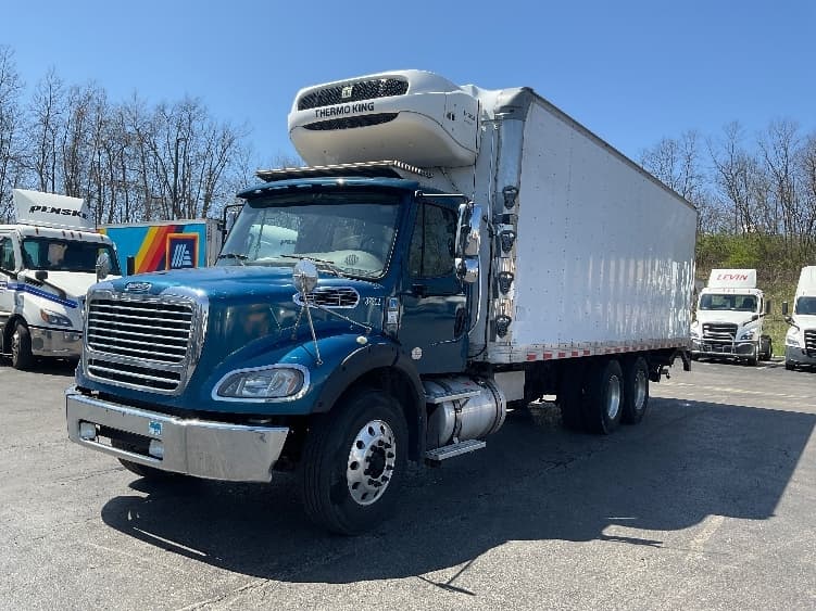 2018 Freightliner M2 112 — photo 3