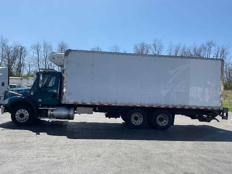 2018 Freightliner M2 112 — photo 4