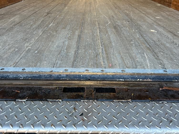 2018 Hino 268 — photo 10