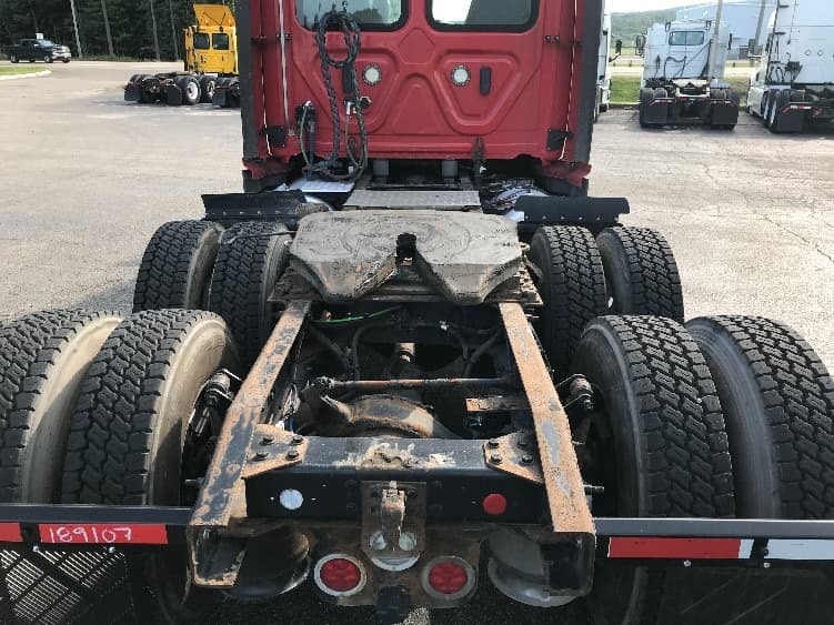 2018 Freightliner Cascadia — photo 6