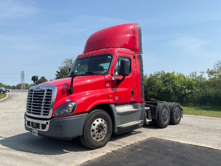 2018 Freightliner Cascadia — photo 3