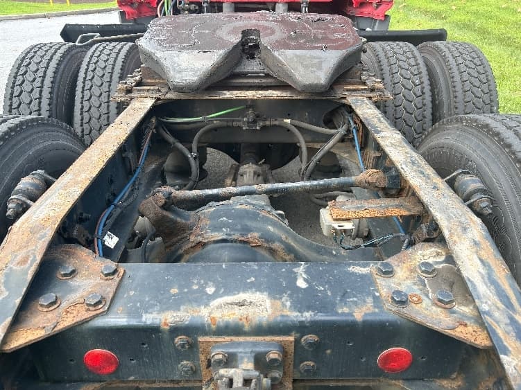 2018 Freightliner Cascadia — photo 6