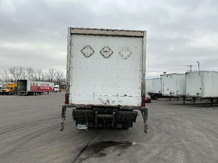 2018 Freightliner M2 106 — photo 7