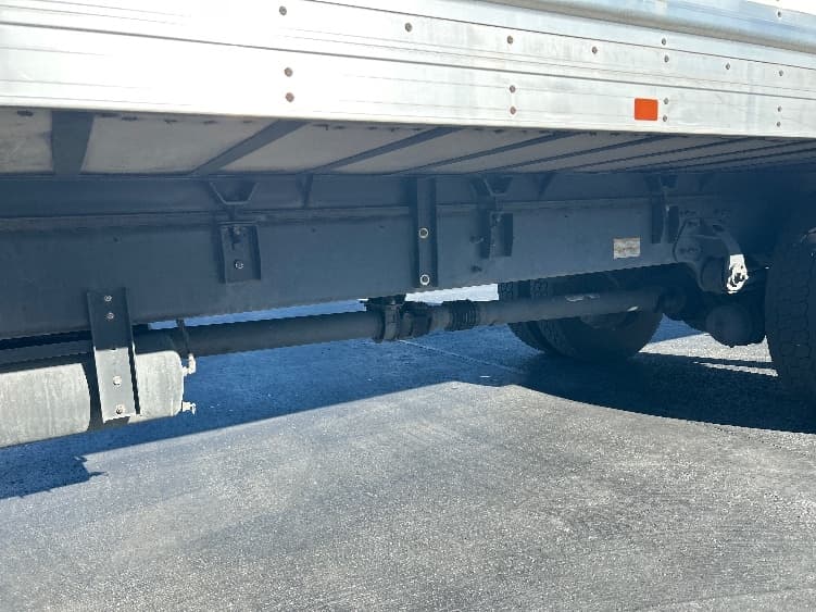 2018 Hino 338 — photo 5