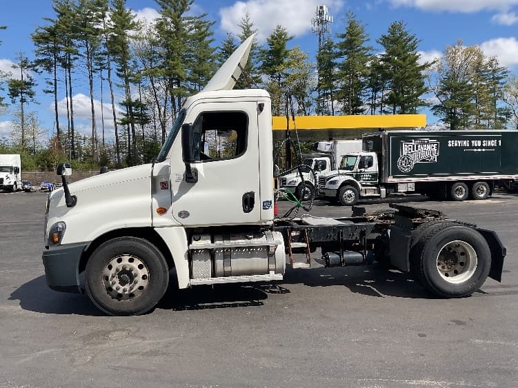 2018 Freightliner Cascadia — photo 4