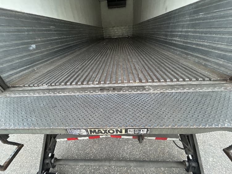 2018 International 4300 — photo 10