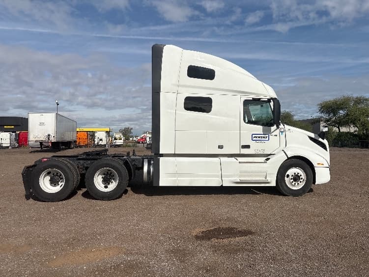 2024 Volvo VNL 760 — photo 8