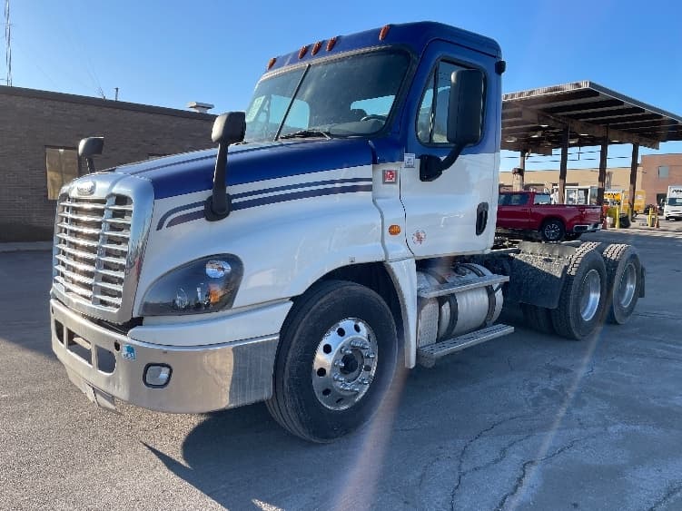 2018 Freightliner Cascadia — photo 3