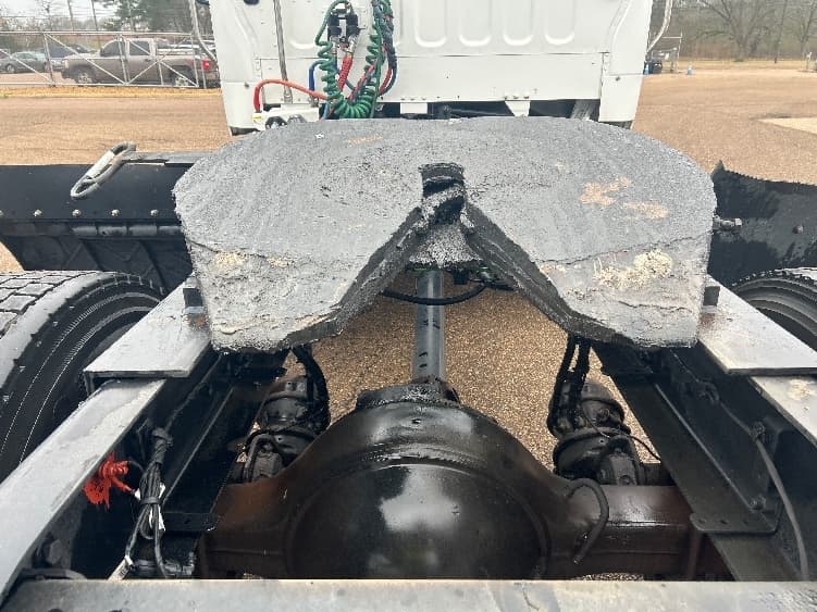 2020 Freightliner M2 106 — photo 6