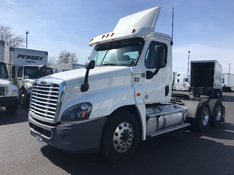 2018 Freightliner Cascadia — photo 3