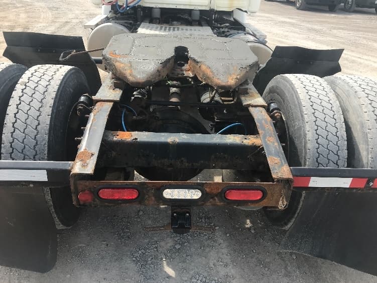 2018 Freightliner Cascadia — photo 6