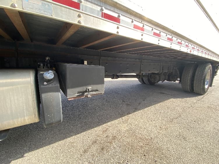 2018 Freightliner M2 106 — photo 5