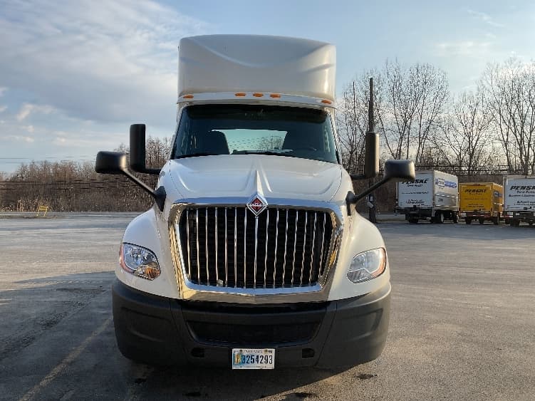 2020 International LT — photo 2
