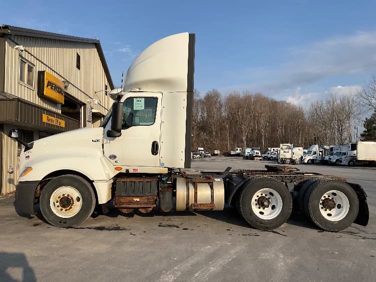 2020 International LT — photo 4