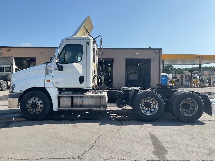 2018 Freightliner Cascadia — photo 4