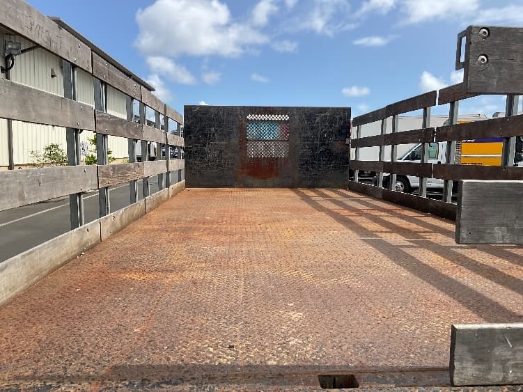 2018 Isuzu NQR — photo 8