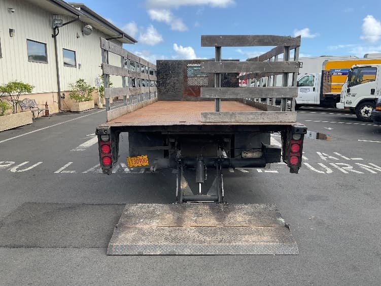 2018 Isuzu NQR — photo 9