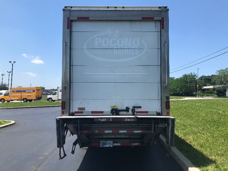 2019 Freightliner M2 106 — photo 7