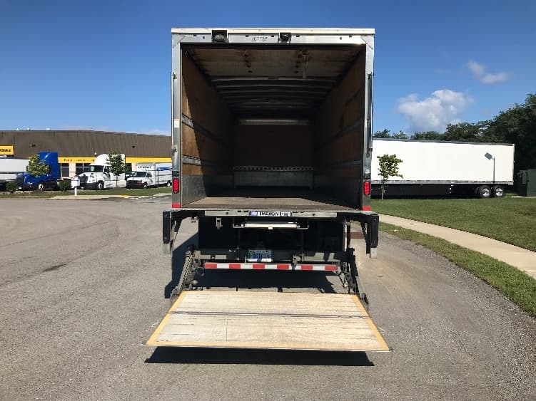 2019 Freightliner M2 106 — photo 9