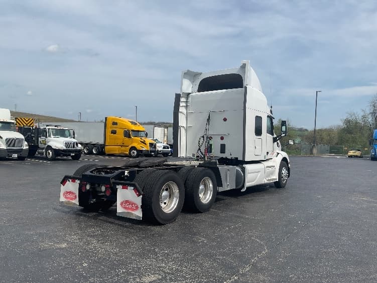 2019 Peterbilt 579 — photo 7