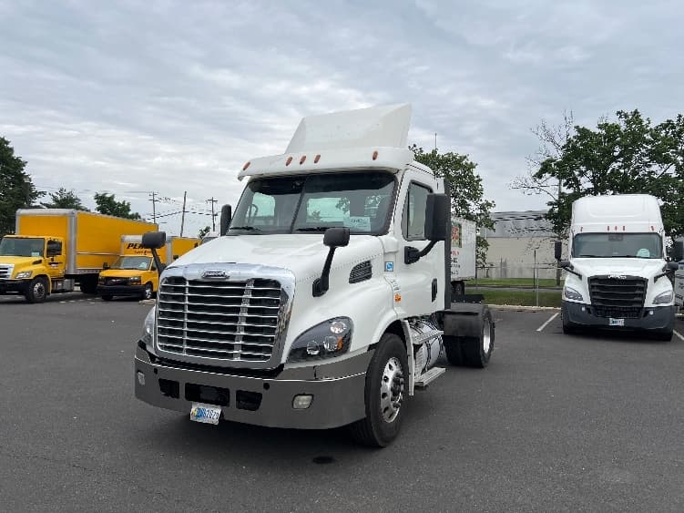 2019 Freightliner in Pennsauken, NJ — photo 3