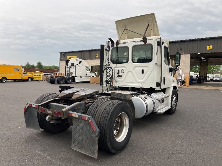 2019 Freightliner in Pennsauken, NJ — photo 7