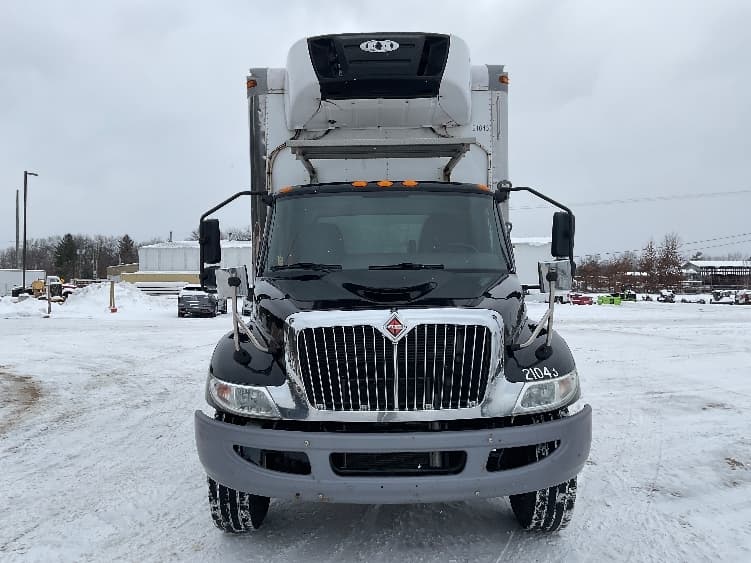 2020 International MV — photo 2