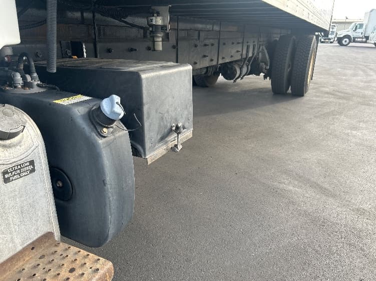 2019 Freightliner M2 106 — photo 5