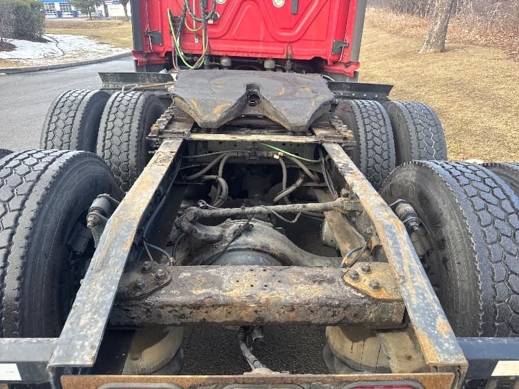 2019 Freightliner Cascadia — photo 6